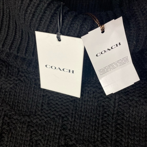 NWT Coach Signature Knit Poncho (K-1) - Picture 13 of 15